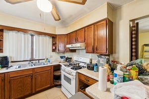 Beck St-S1104-011.jpg