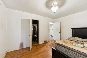 Beck St-S1104-020.jpg