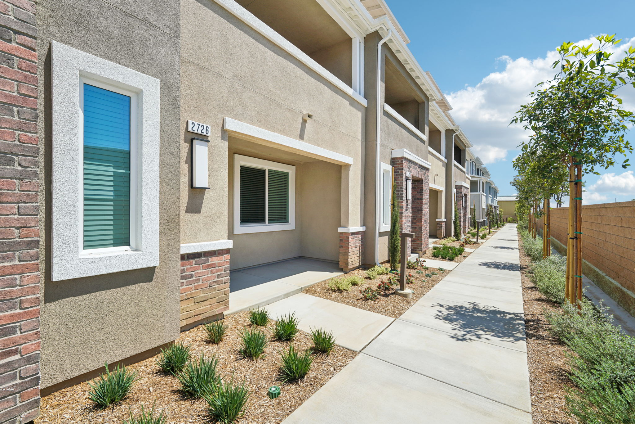 So Cal - The Knoll Community - 2726 Corzier Court Pomona CA 91767-002