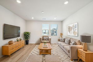 27-print-So Cal - The Knoll Community - 2726 Corzier Court Pomona CA 91767-023 virtually staged