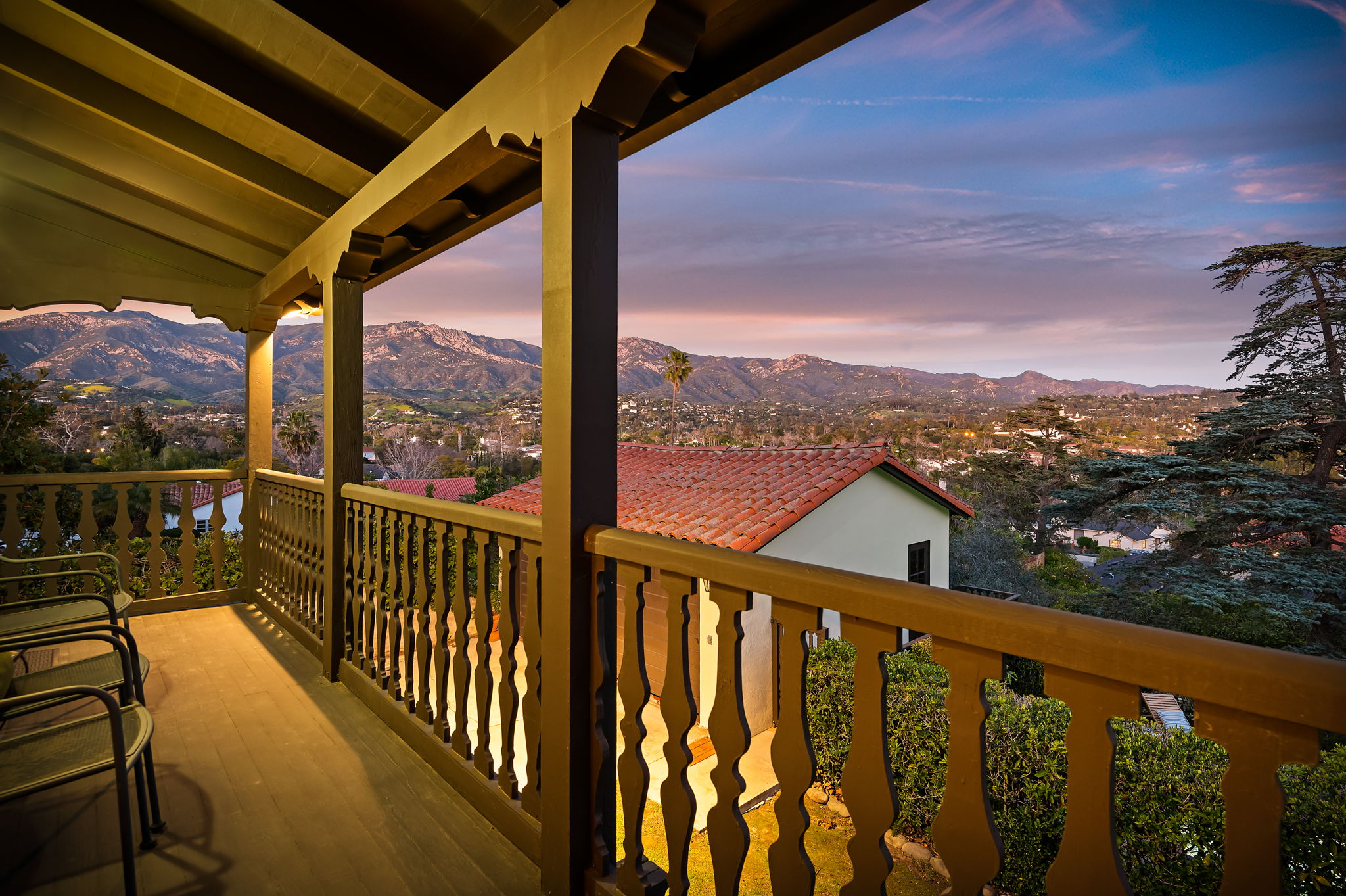 06 - Balcony (twilights)