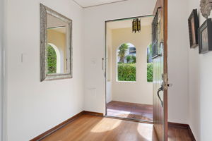 04 - Foyer