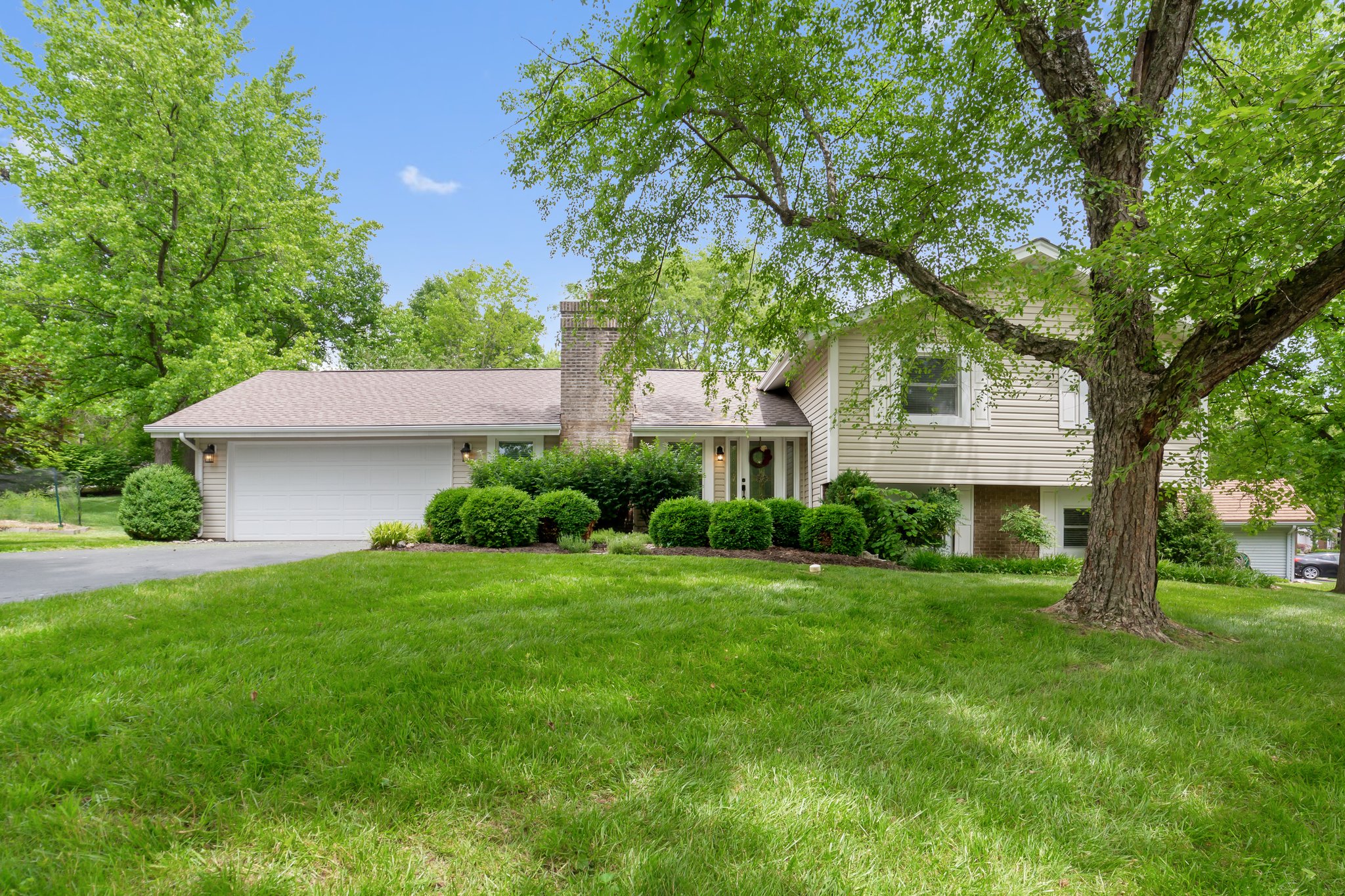 2726-heritage-landing-saint-charles-mo-63303-aaron-kranz-photography