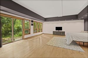  Photo 0