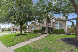 2728Edgebrook_002