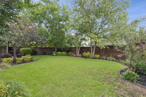 2728Edgebrook_005