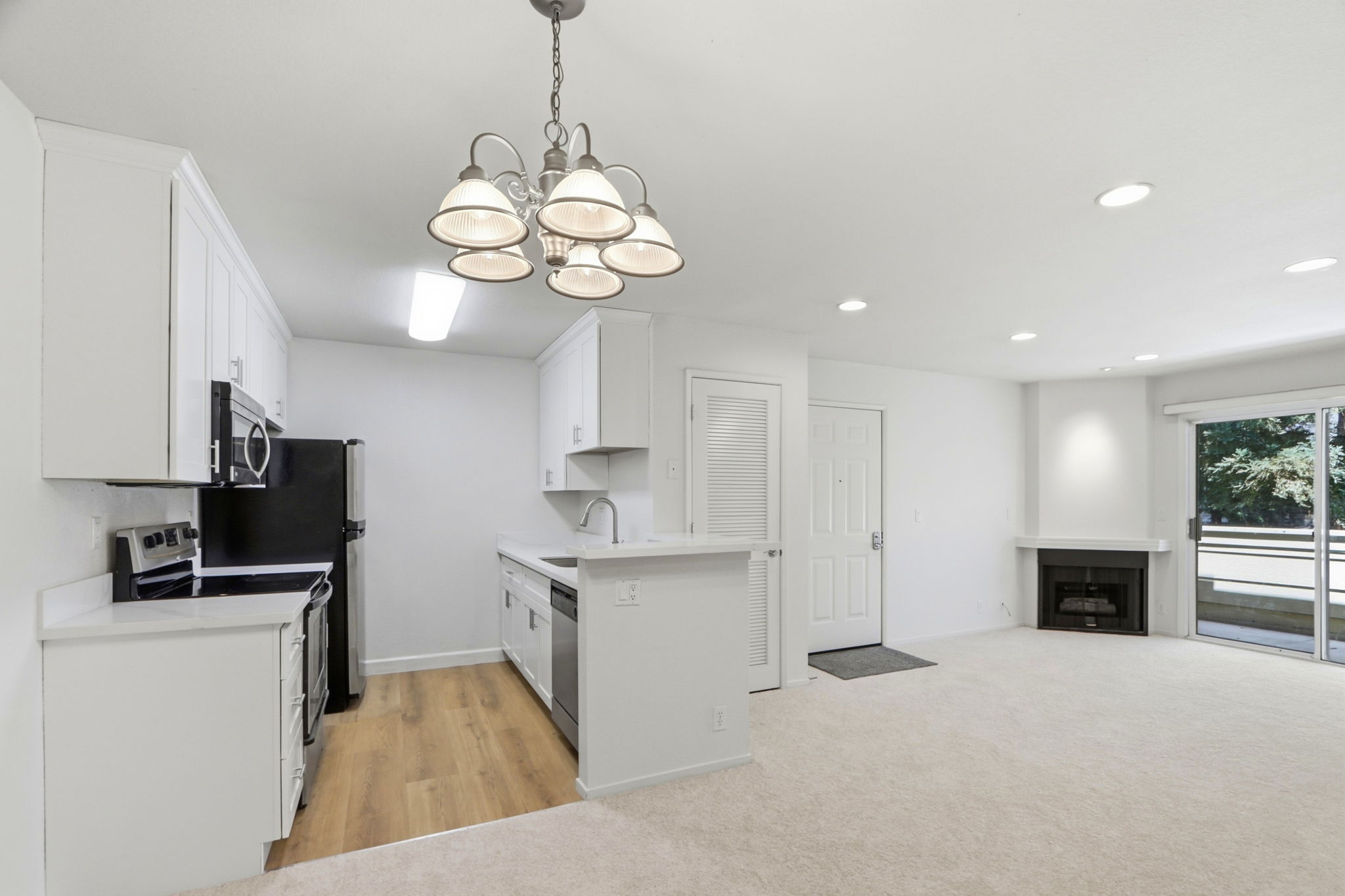 012_F8_2728 Somerset Park Cir