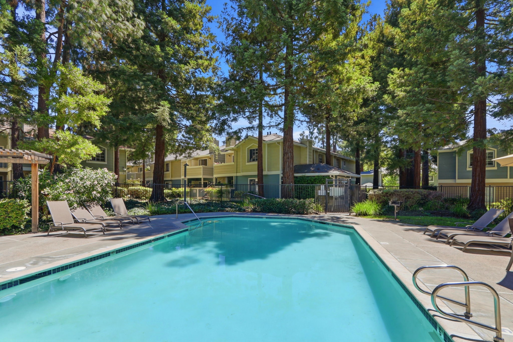 035_F8_2728 Somerset Park Cir