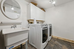  Photo 39