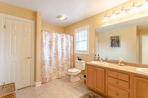 273 Eastham Ct, Webster, NY 14580, USA Photo 29