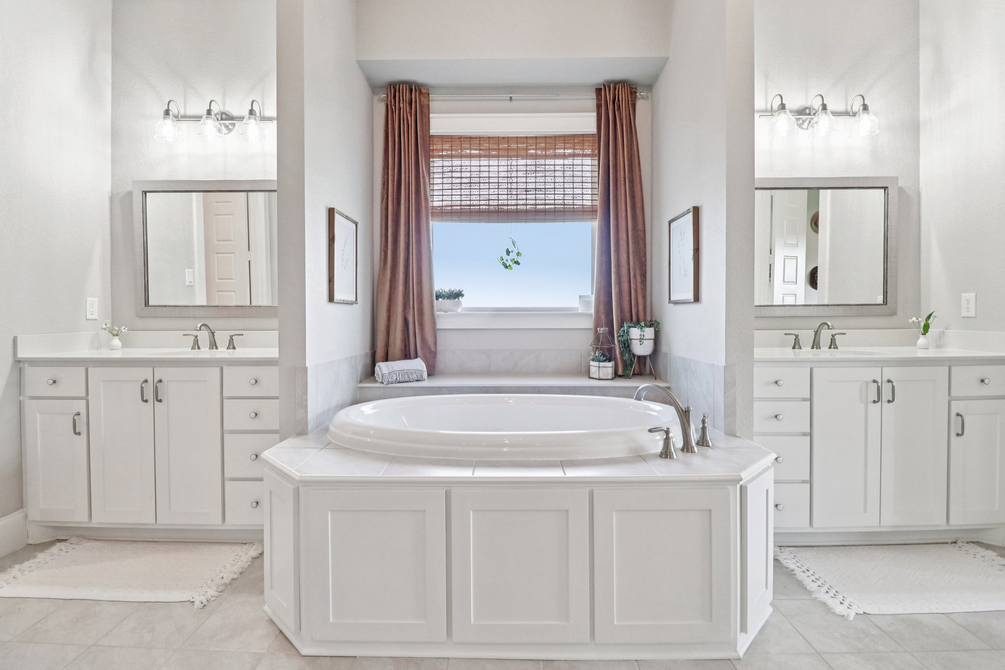 Christine Ln-S1803-048.jpg