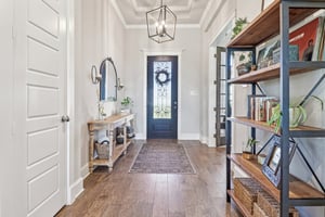 Christine Ln-S1803-021.jpg