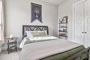 Christine Ln-S1803-035.jpg