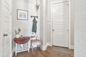 Christine Ln-S1803-043.jpg