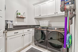 Christine Ln-S1803-044.jpg