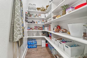 Christine Ln-S1803-045.jpg