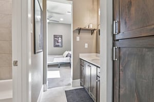 Christine Ln-S1803-052.jpg