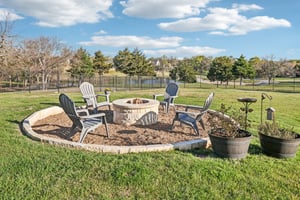 Christine Ln-S1803-057.jpg