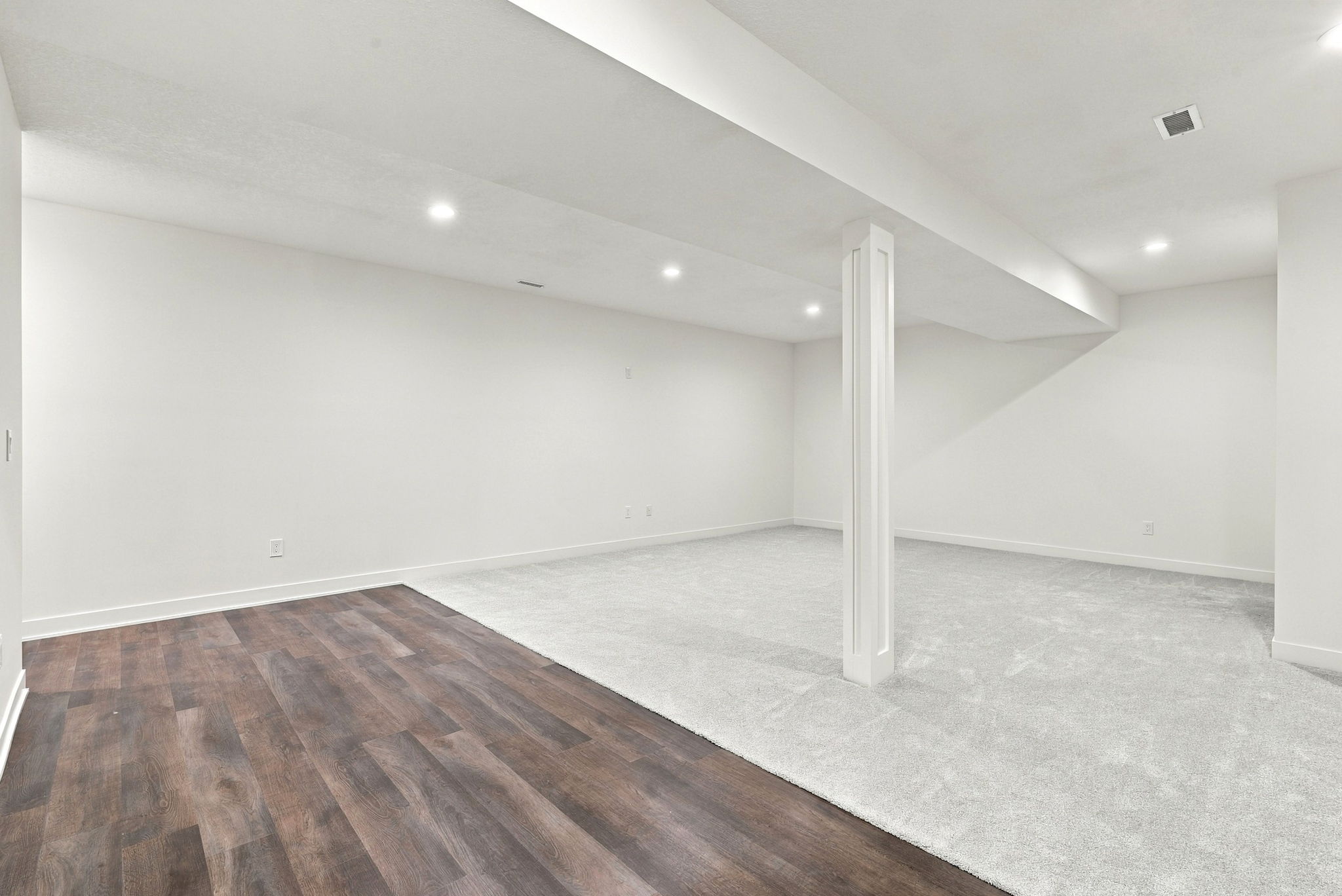  Photo 37
