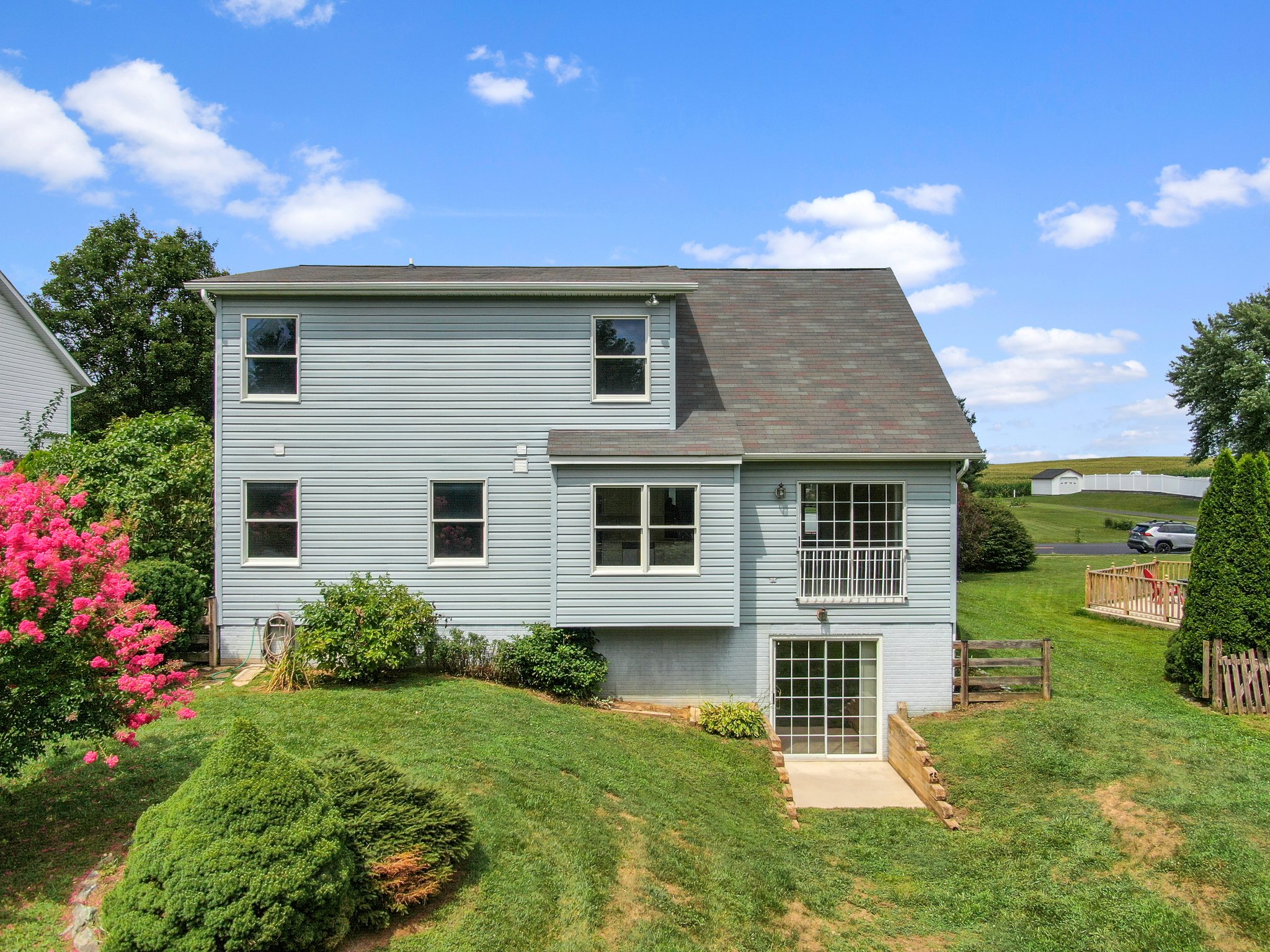 37. Back of house.jpg