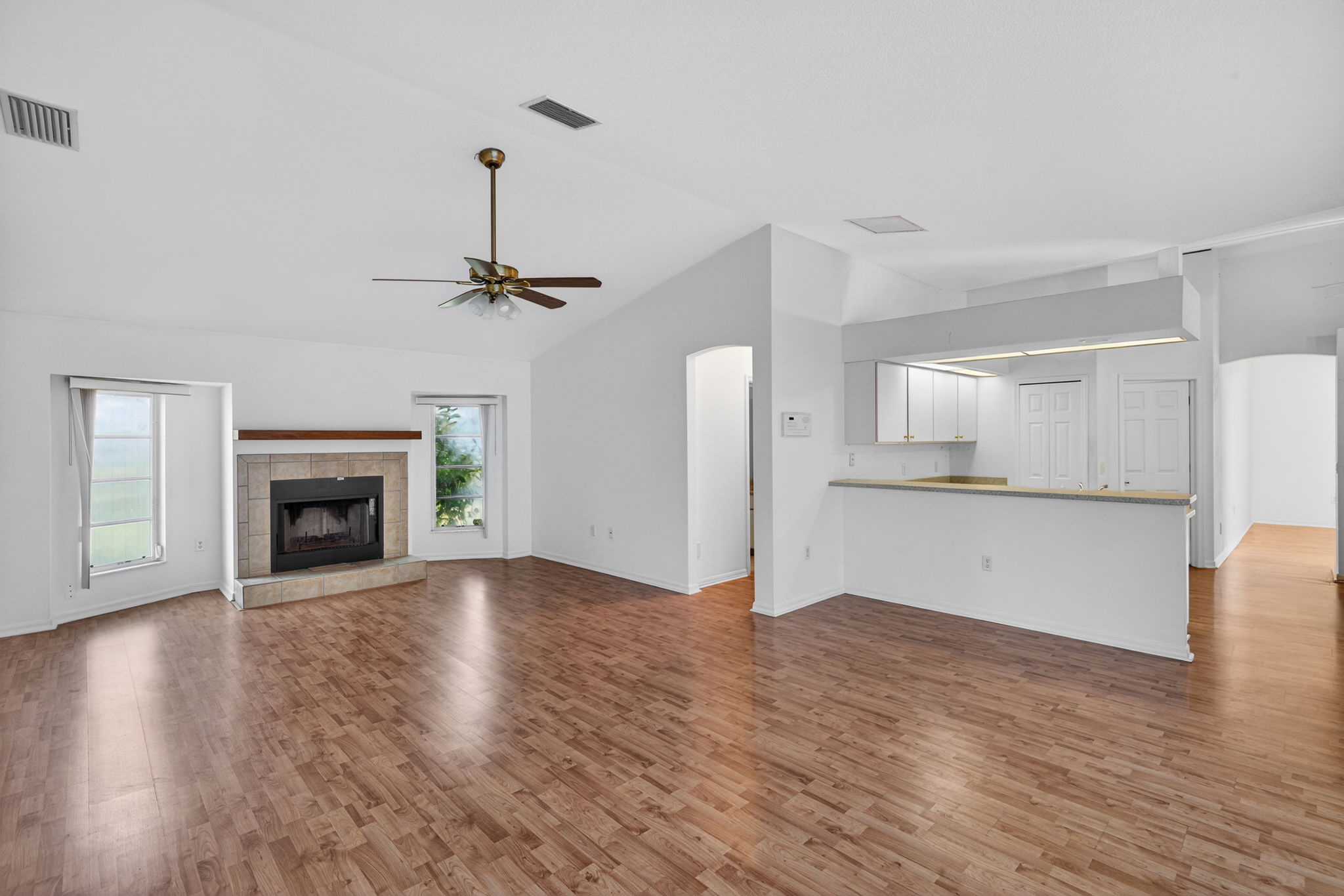 Living Room 2 - 1 of 3