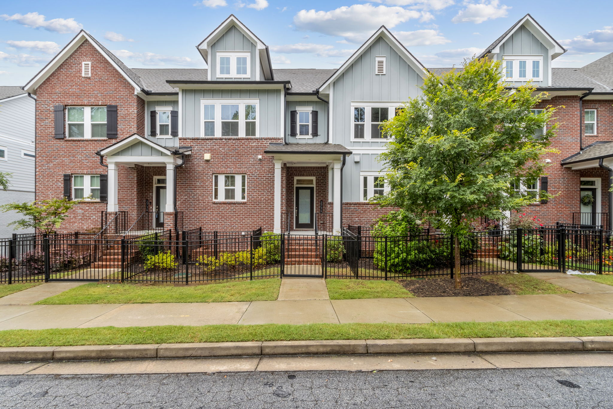 Welcome to 2734 Bell Dr SE