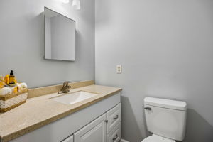  Photo 33