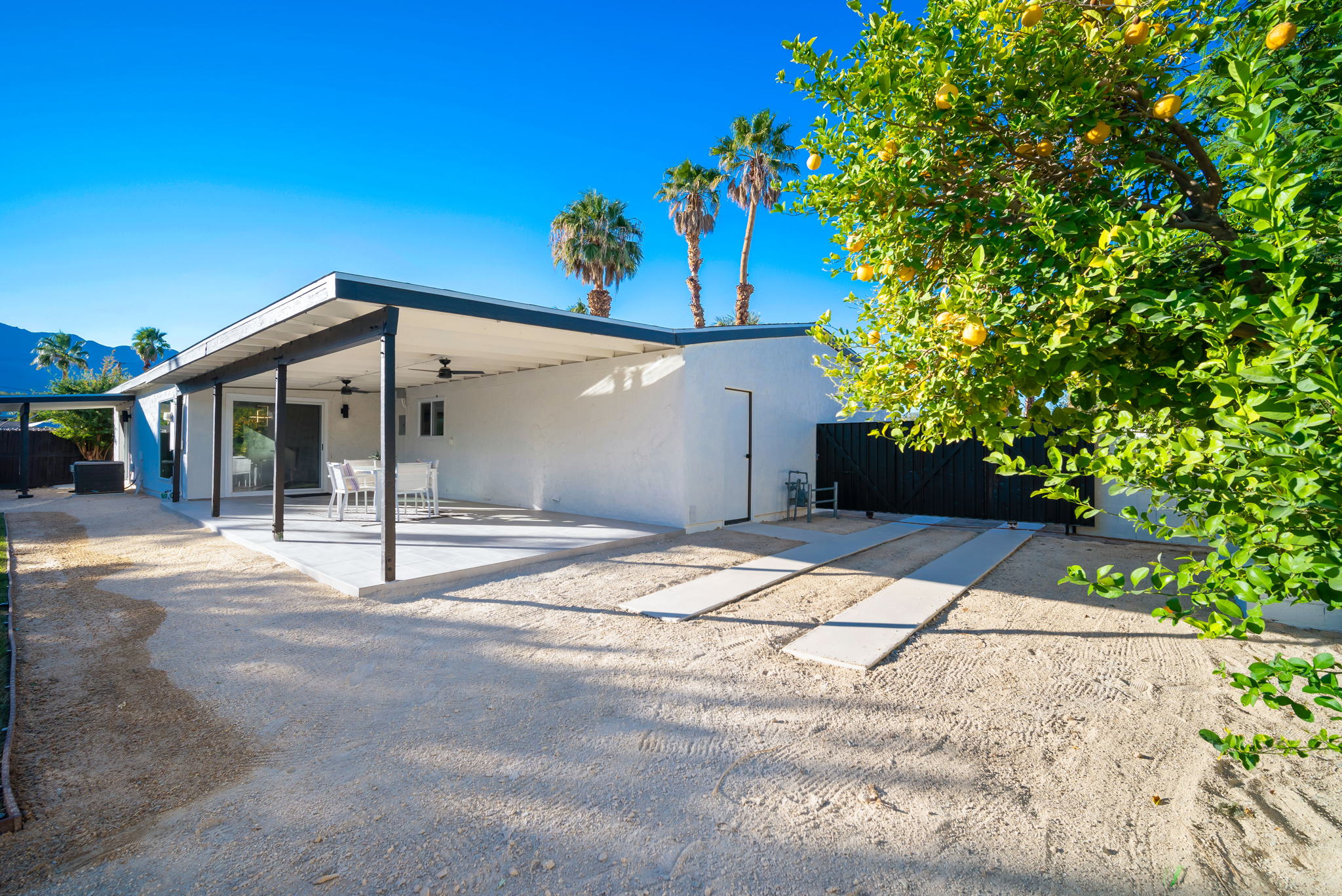 2735 E San Angelo Rd, Palm Springs, CA 92262, USA Photo 24