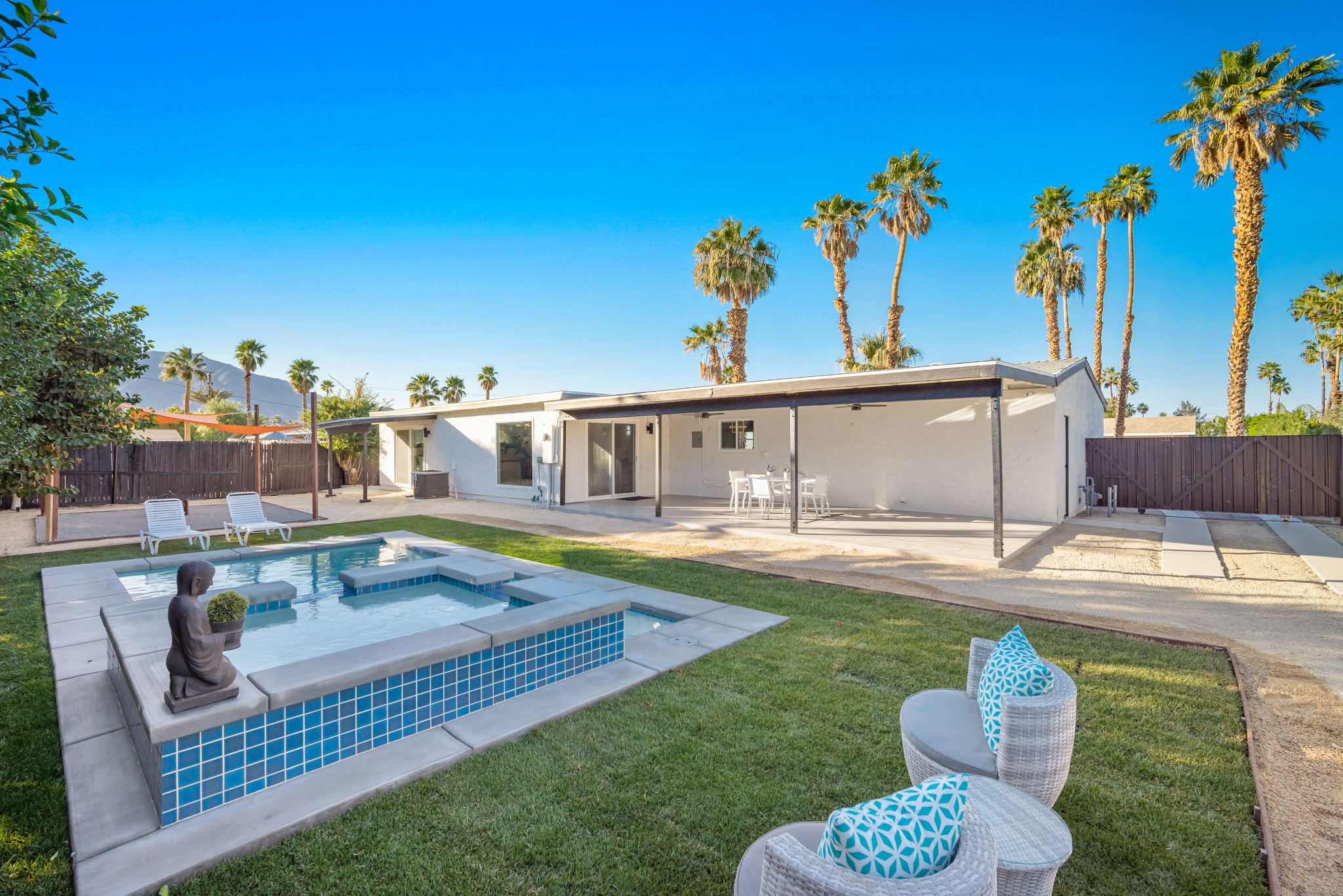 2735 E San Angelo Rd, Palm Springs, CA 92262, USA Photo 25