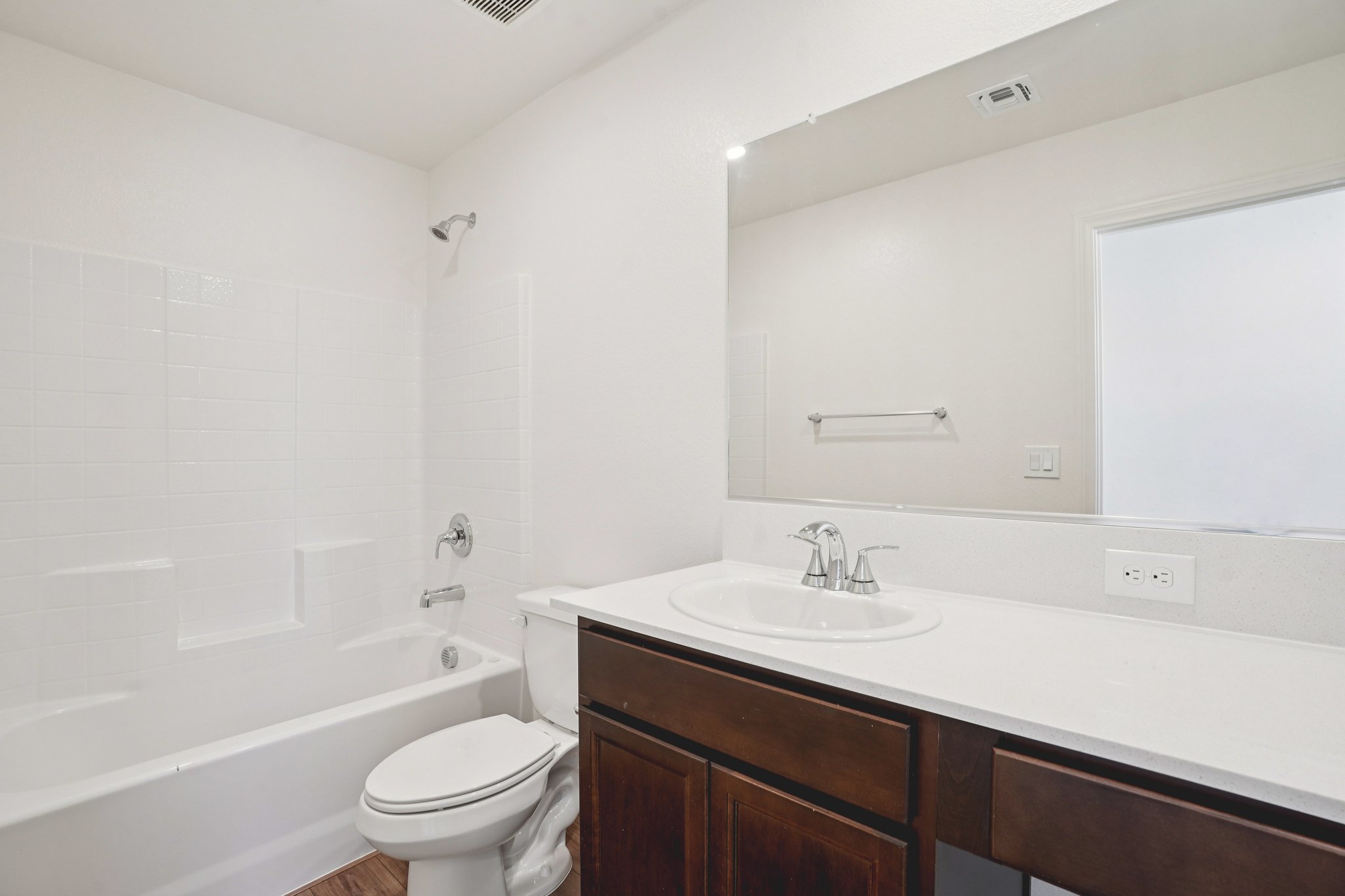 Sierra Grande St-S2702-022r.jpg