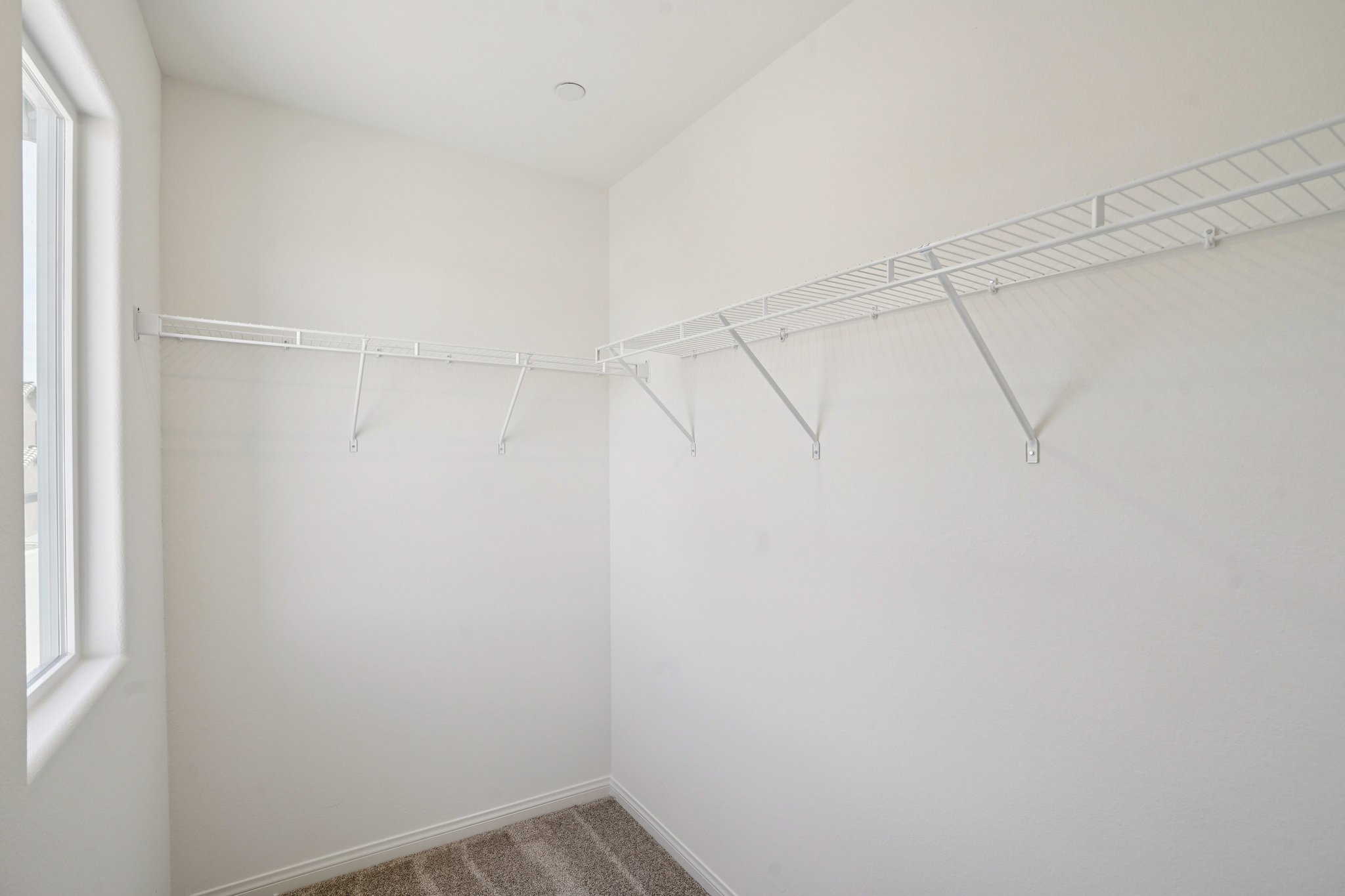 Sierra Grande St-S2702-025r.jpg