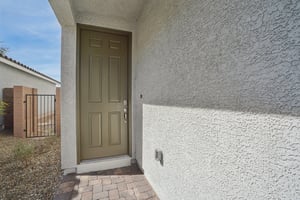 Sierra Grande St-S2702-003r.jpg