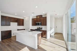 Sierra Grande St-S2702-010r.jpg