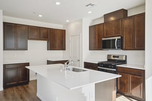 Sierra Grande St-S2702-012r.jpg