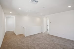 Sierra Grande St-S2702-016r.jpg