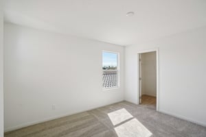 Sierra Grande St-S2702-026r.jpg