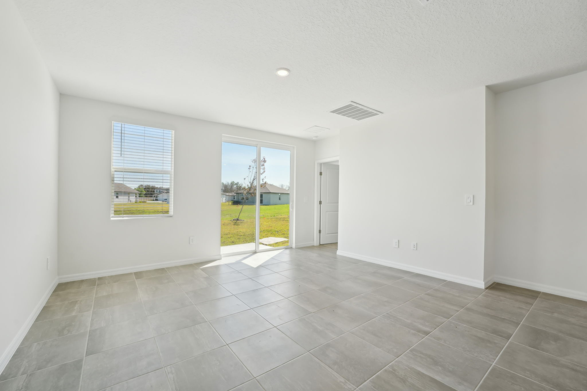 Tampa Division - Stuart Crossing - Lot 0070 - 2735 Virginia Pine Drive, Bartow, FL  - 006