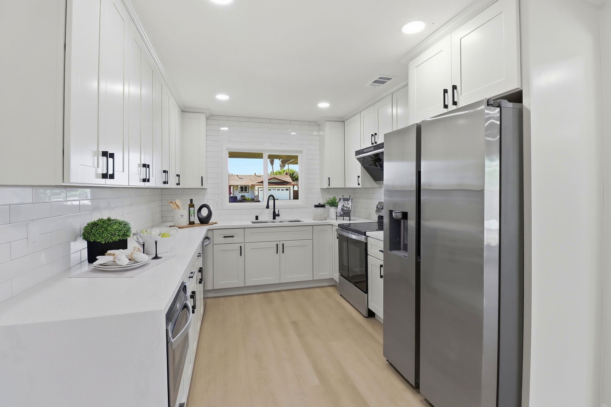 016_F8_2736 Twin Oaks Ln