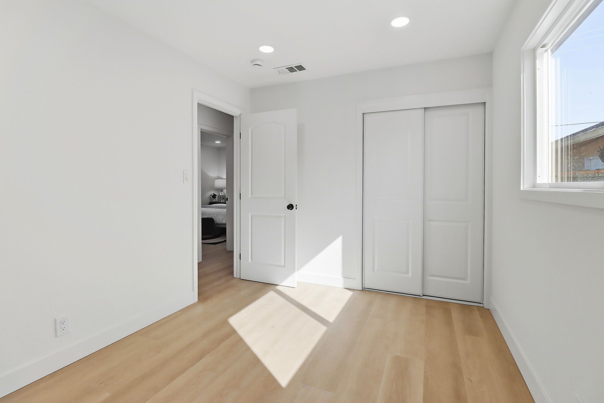 025_F8_2736 Twin Oaks Ln