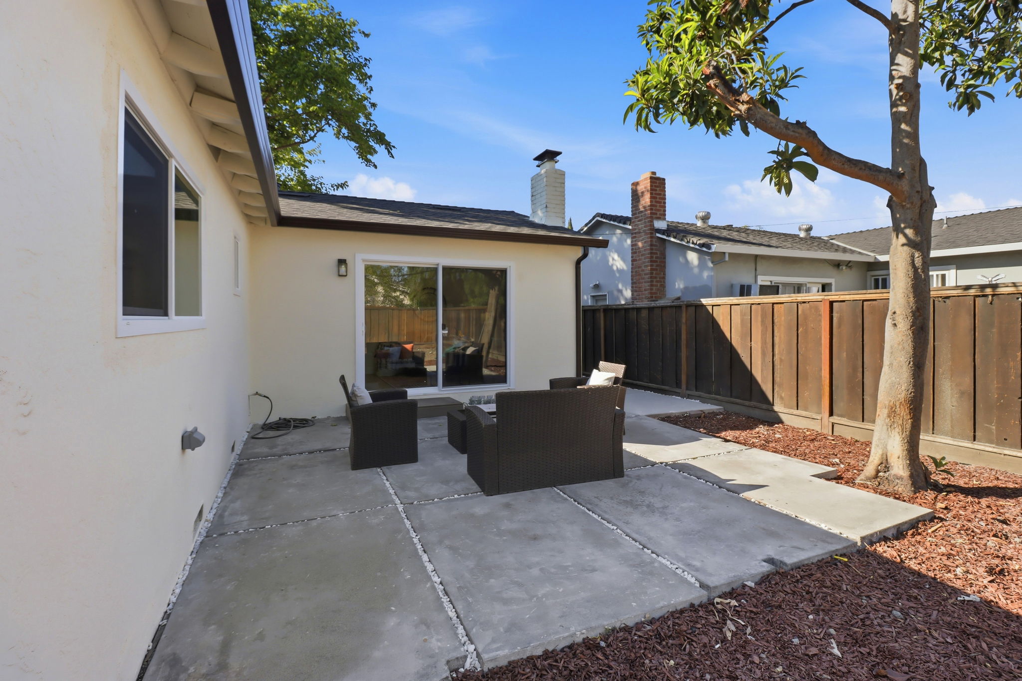 032_F8_2736 Twin Oaks Ln
