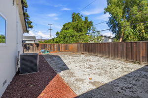 035_F8_2736 Twin Oaks Ln