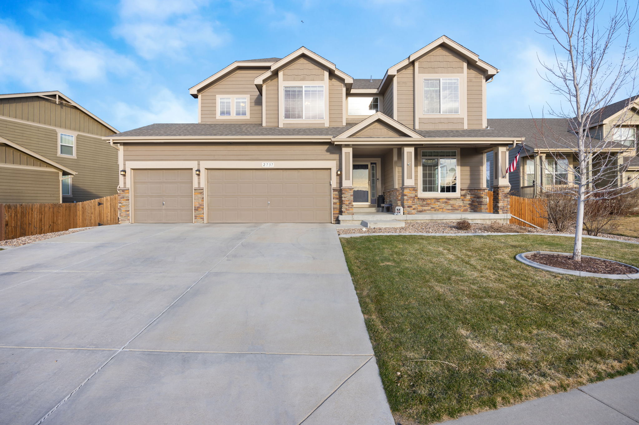 2737 Aylesbury Way, Johnstown, CO 80534, USA