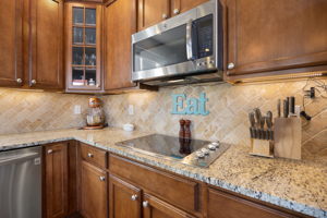 2737 Aylesbury Way, Johnstown, CO 80534, USA Photo 12