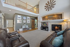 2737 Aylesbury Way, Johnstown, CO 80534, USA Photo 6