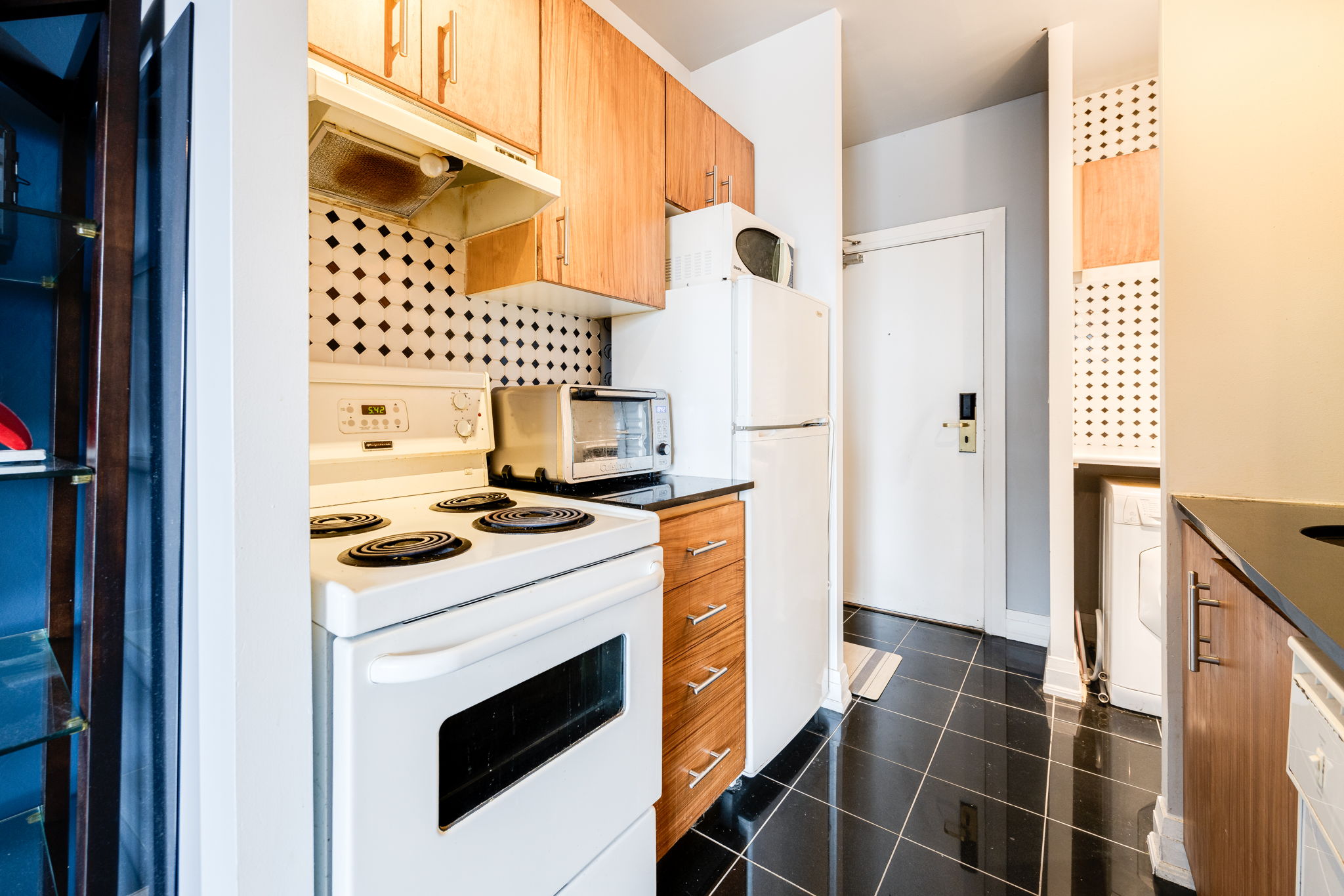 Toronto property showcase — delivered property photograph 8