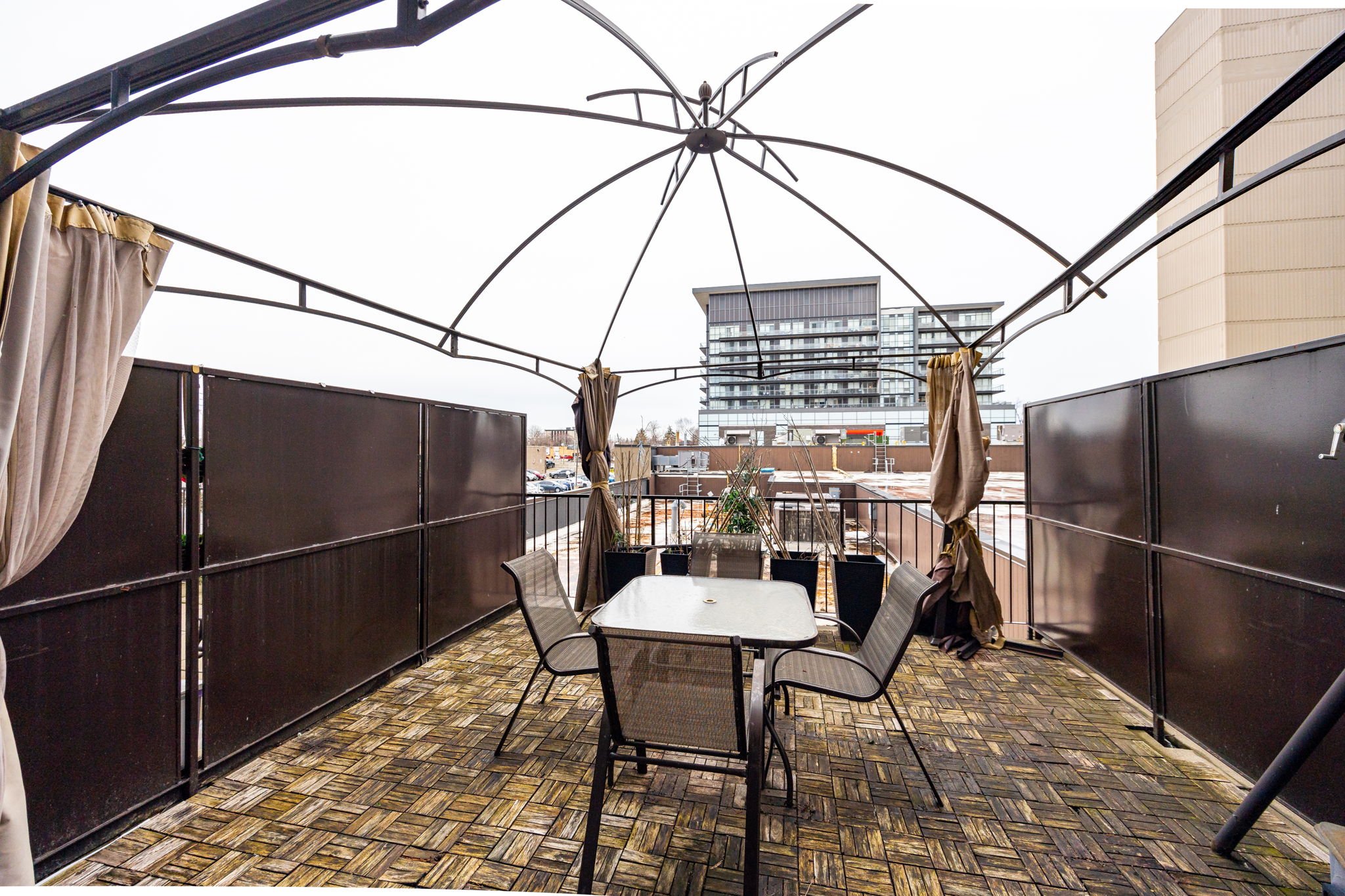 Toronto property showcase — delivered property photograph 19