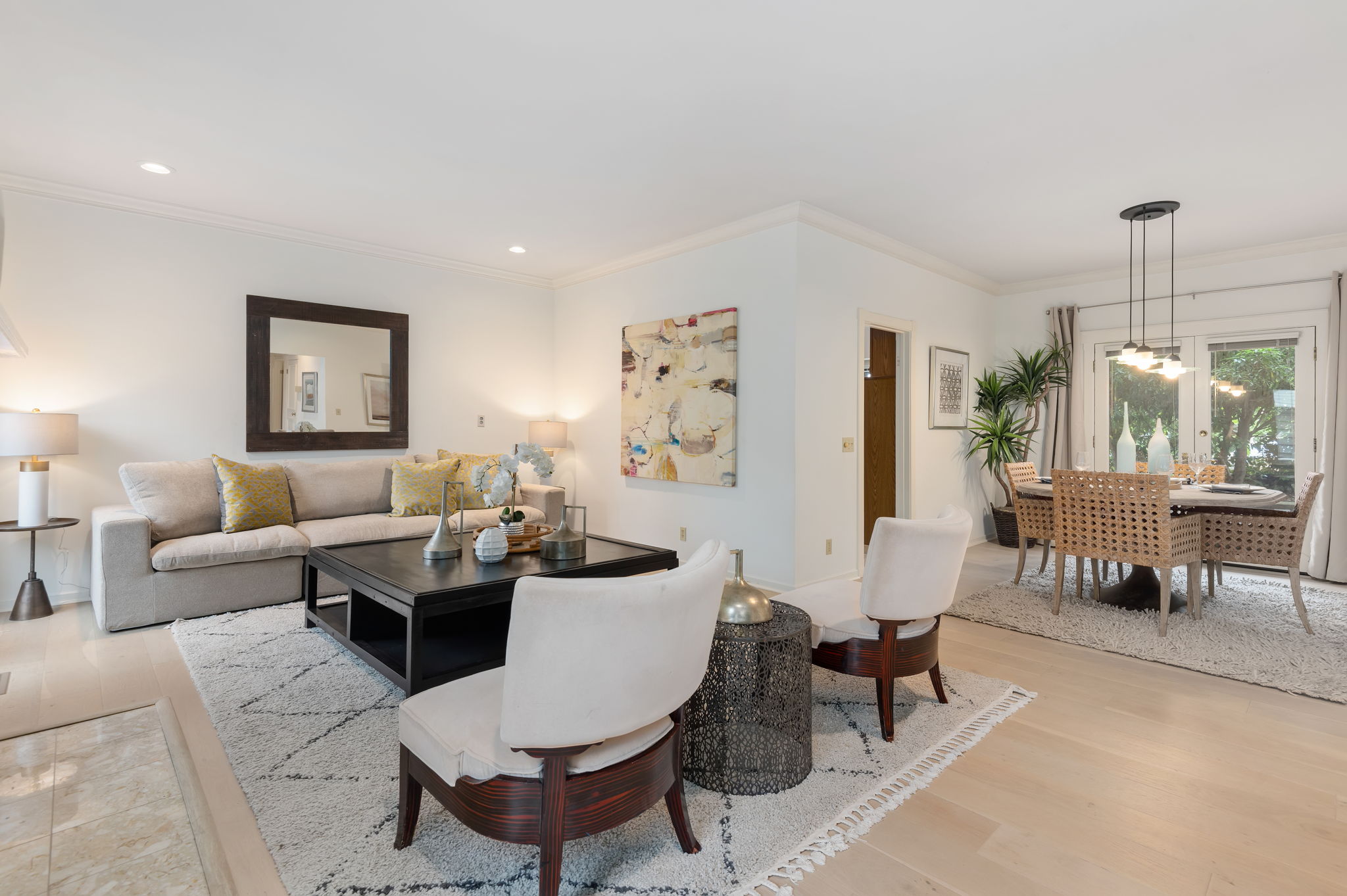 07 - Living Room