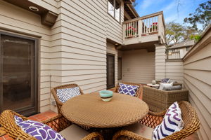 03 - Front Patio