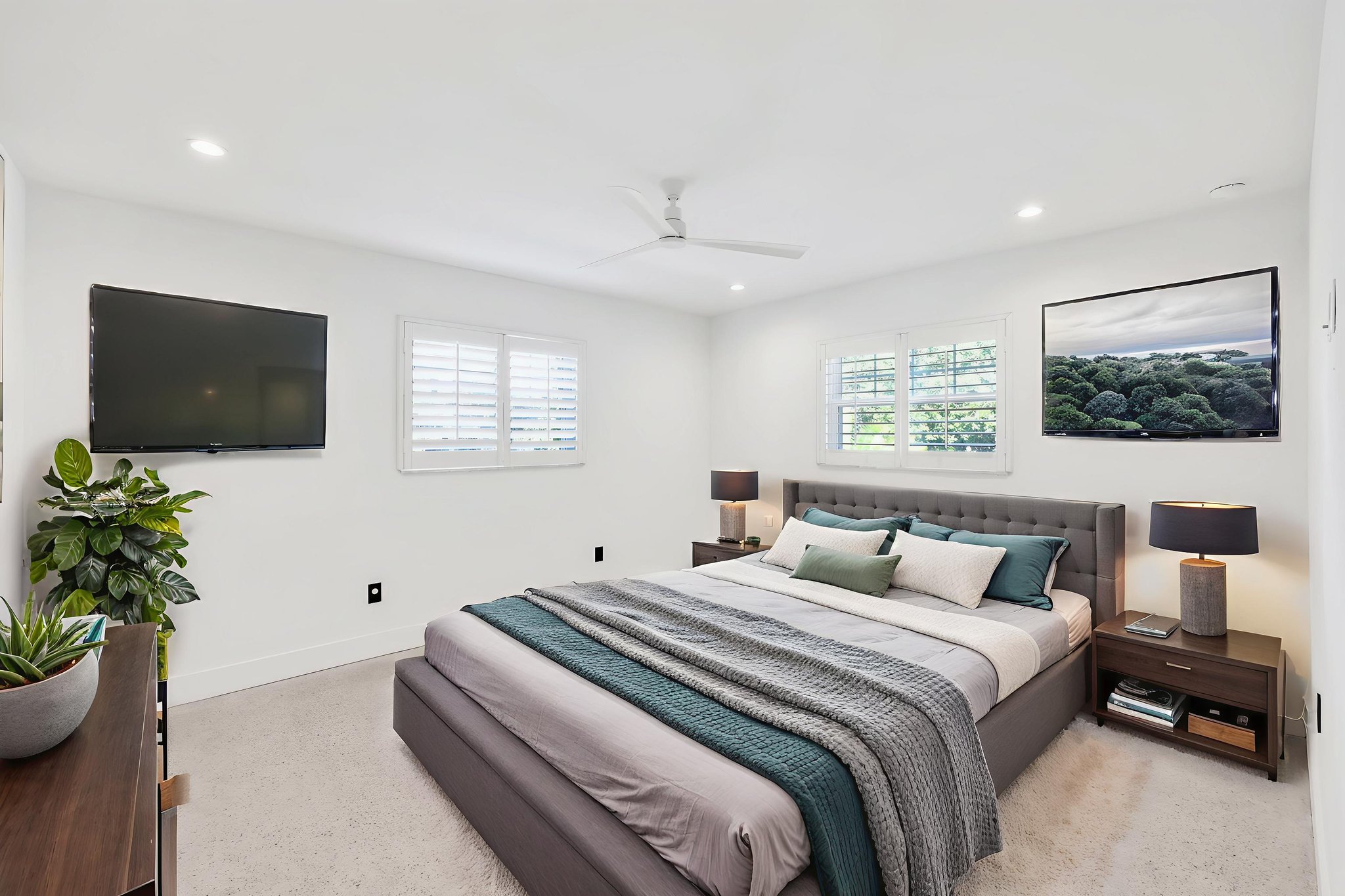 0X3A6004 virtually staged.jpeg