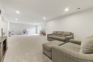  Photo 36